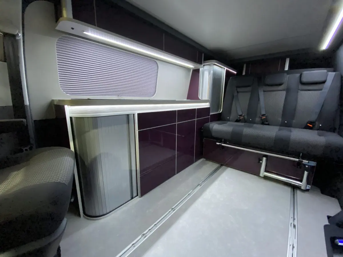 Bayleaf green, t6.1 vw transporter interior